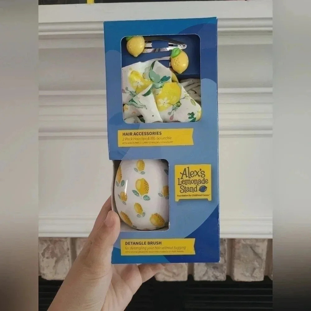 Alex's Lemonade Stand Detangling Brush Lemon Theme Hair Accessories Jewelry Box